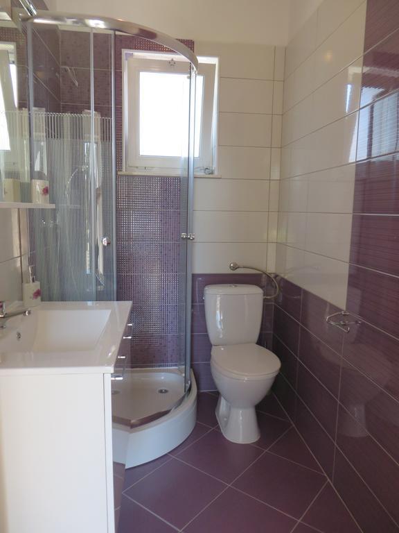 Banic Apartments With Pool Biograd Na Moru Camera foto