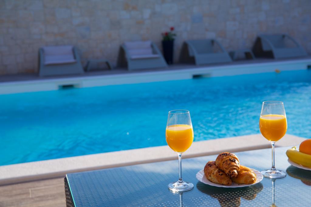 Banic Apartments With Pool Biograd Na Moru Esterno foto